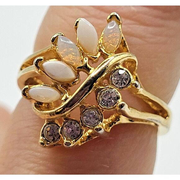 1960's UNCAS Costume Cocktail Ring Faux Navette Opals Clear Rhinestones Gold 7 - Picture 1 of 8